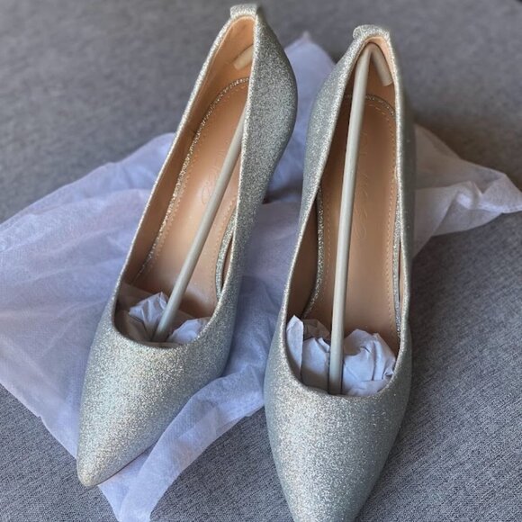 Pointed Toe High Heels Stiletto Slip On Comfort Silver Pump Shoe, Size 8 - Picture 2 of 7